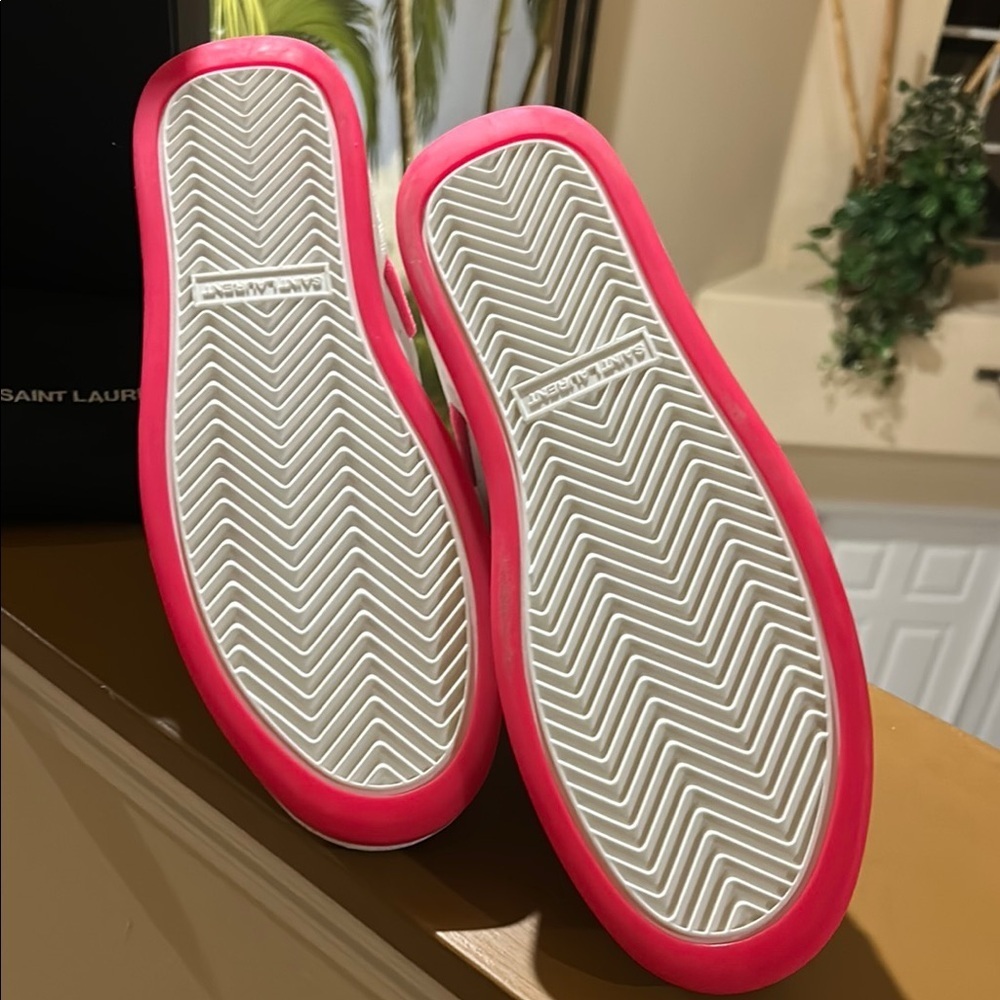 Saint Laurent SL 80 hightop Men’s White and Pink Sneakers - Picture 10 of 17
